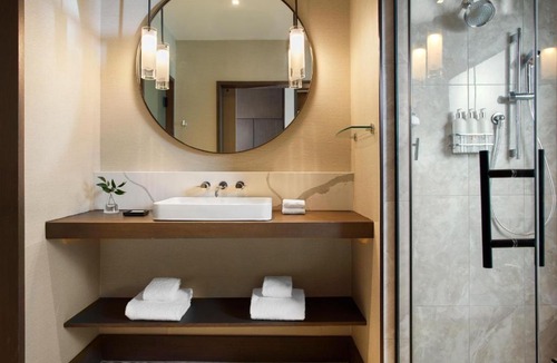 Downtown Asheville Hotel | Kimpton Hotel Arras by IHG
