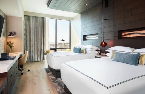 Downtown Asheville Hotel | Kimpton Hotel Arras by IHG