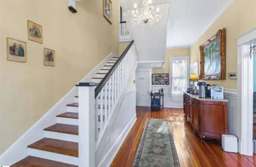 Anderson House | King Bed Retreat | Anderson Home w/Yard and Events