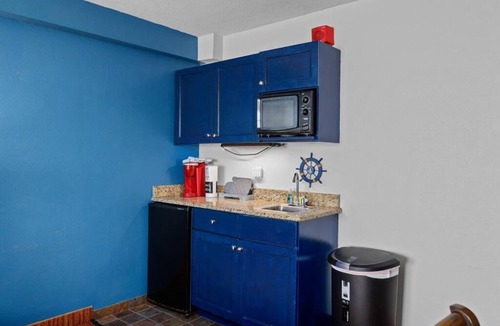 Myrtle Beach Hotel | King Oceanfront Studio Amazing Beach Views