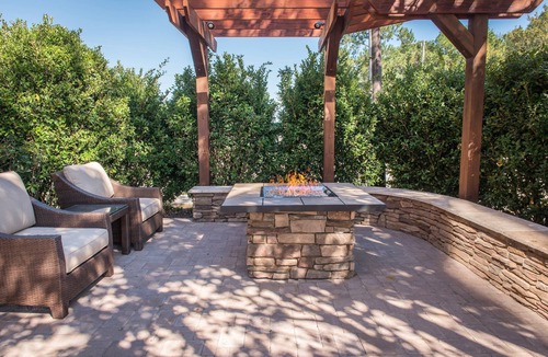 Wilmington Apartment | King Studio | Free Breakfast. Pool.Business Center