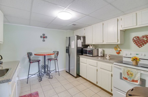 Silver Creek House | Kingston Home w/Shared Pool - 23 Mi to LakePoint!