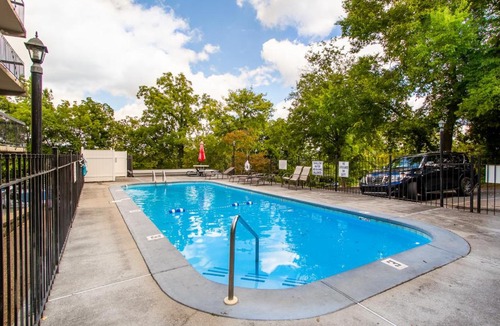 Downtown Knoxville House | Knoxville Native - Close to Downtown!