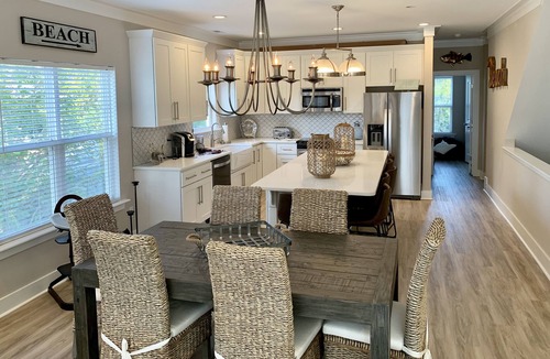 Wrightsville Beach House | 🌊 Lagoon North -Amenities Galore-The perfect getaway awaits!