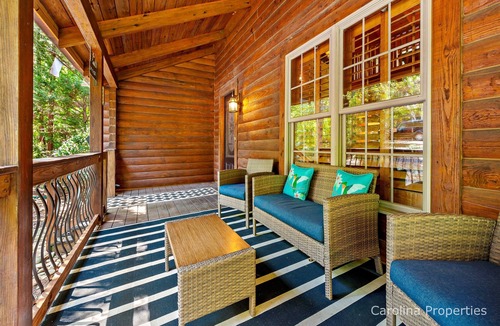 Mill Spring Cabin | Lake Adger Lakefront, Hot Tub - Big Cat Mountain House by Carolina Properties