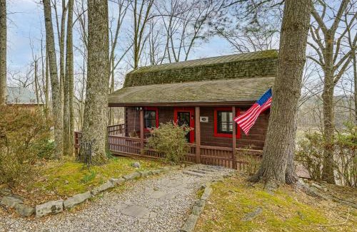 Bronston House | Lake Cumberland Log Cabin Near 3 Boat Ramps
