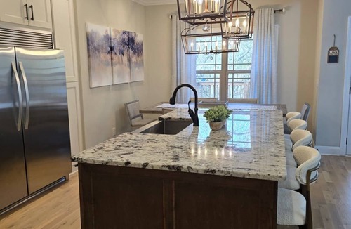 Gallatin House | Lake Days & Nashville Nights — Private Dock, Game Room & Fire Pit - Room for 12