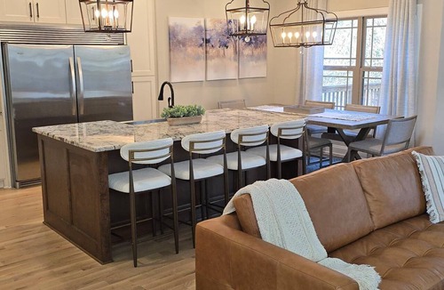 Gallatin House | Lake Days & Nashville Nights — Private Dock, Game Room & Fire Pit - Room for 12