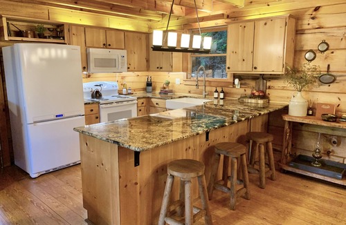 Hidden Lake Cabin | Lake Hideaway 2 - Lakeside Log Cabin, Fishing Boat, Private Dock & Mountain View