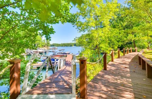 Six Mile House | Lake Keowee Retreat: Idyllic Six Mile Cabin!