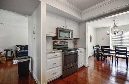 High Point House | Lake Living & Game Room! Group Escape 3 Mi to HPU