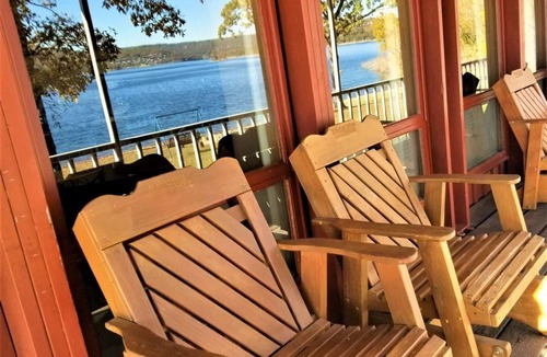 Ridgedale Cabin | Lakefront Cabin #1 - Steps from Table Rock Lake at Happy Hollow Resort