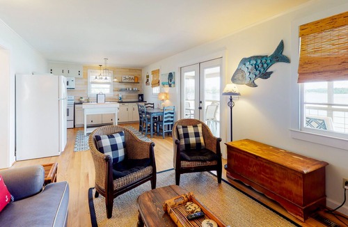 Prosperity House | Lakefront home on large lot with dock, boat ramp, & gorgeous views