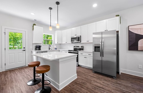 Terrell House | Lakefront Home w/Guest Suite + Kayaks & Firepit