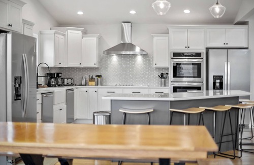 La Follette House | Lakeview Home/Private Boat Dock/Hot tub/Golf Cart/Gameroom/Stunning Fall Views