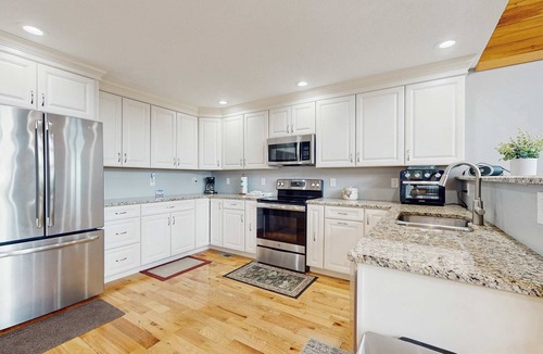 Maynardville House | Lakeview Retreat Near Norris Lake Marina・Fire pit