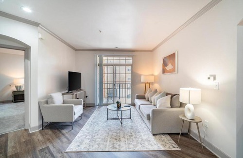Corryville Apartment | Landing Amazing 2BD Gym Clubhouse