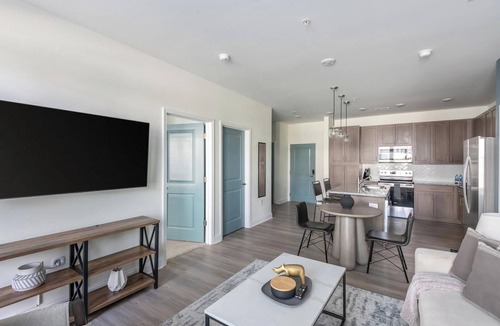 Wilmington Apartment | Landing | Beautiful 2BD, Gym, Pool