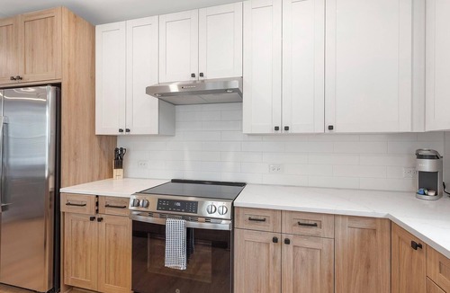 Mount Mourne Apartment | Landing | Beautiful 2BD, Pool, Clubhouse