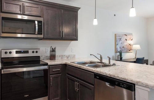 Lyman Apartment | Landing | Incredible 1BD, Pool, Gym