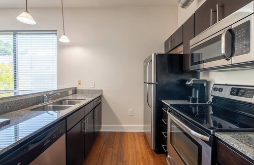 Church Hill Apartment | Landing | Modern 1BD, Courtyard, Pool