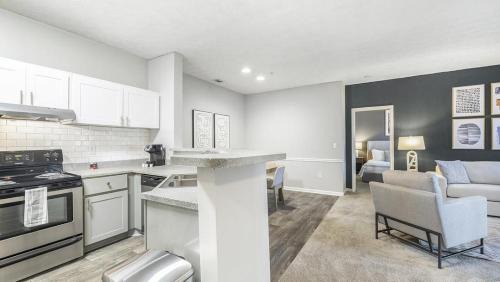 Lithia Springs Apartment | Landing Modern Apartment with Amazing Amenities (ID8512X74)