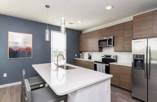 Kannapolis Apartment | Landing | Modern Studio in Kannapolis