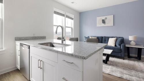 Rome Apartment | Landing Spectacular 1BD Gym Clubhouse