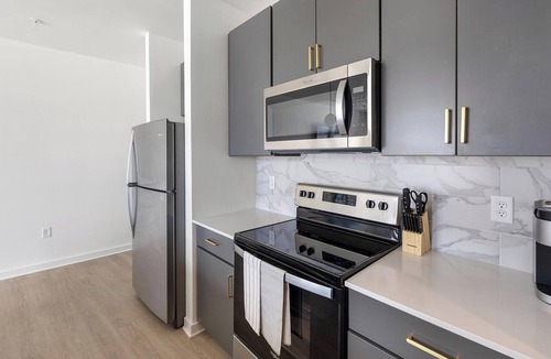 North Chesterfield Apartment | Landing | Spectacular 3BD, Pool, Courtyard