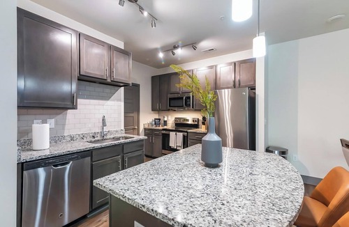 Hurstbourne Apartment | Landing | Spectacular 2BD, Clubhouse, Gym
