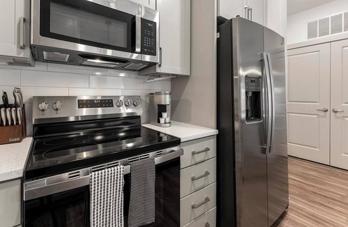 Longs Apartment | Landing | Stunning 1BD, Game Room, Gym