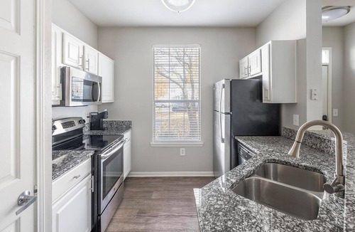 Murfreesboro Apartment | Landing | Stunning 1BD, Clubhouse, Gym