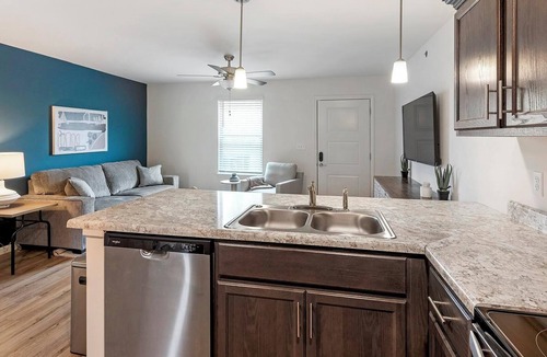 Lyman Apartment | Landing | Stunning 1BD, Clubhouse, Pool