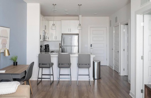 Downtown Knoxville Apartment | Landing | Stunning 1BD, Pool, Game Room