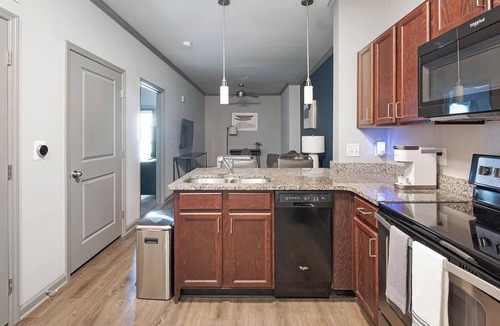 South Nashville Apartment | Landing | Stunning 1BD, Gym, Clubhouse