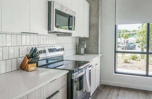Chapel Hill Apartment | Landing | Stunning 3BD, Game Room, Courtyard