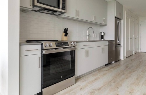 Southwest Raleigh Apartment | Landing | Stylish Studio in Caraleigh