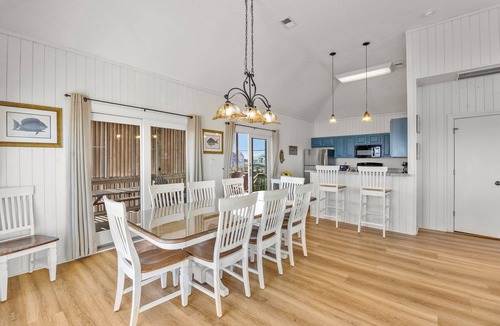 Waves House | Lands End: Dog Friendly | Private Pool | Private Hot Tub | Oceanfront