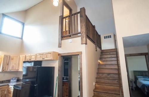Attica House | Large Lofted Three Bedroom Villa w/3 Baths including a King Suite