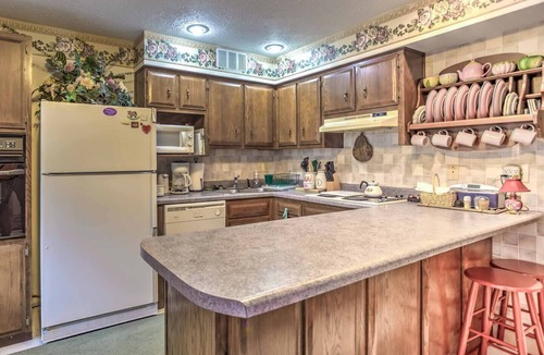 Danville House | Large & Private Guest House Apt w/Patio + Views!