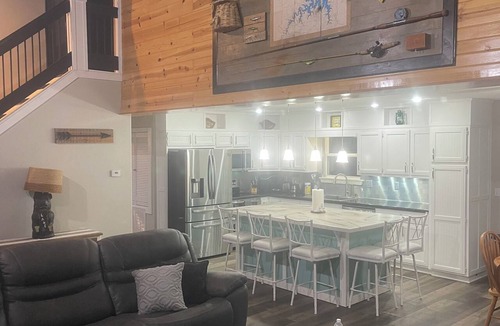 Shell Knob House | Large Spacious home with Awesome Lake Access public Boat ramp near by
