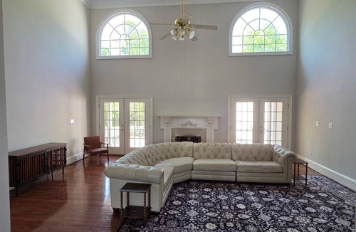 Mechanicsville House | Large, Victorian 5-bedroom house charming Mechanicsville