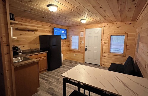 Corbin Cabin | Laurel Lodge hunting,fishing, glamping, hiking.