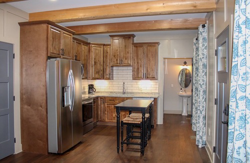 Mentone House | "Lazy River Cottage" just steps from Desoto Falls on Little River in Mentone, AL