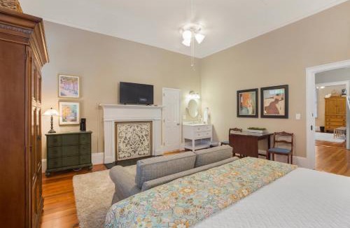 Pendleton Bed & Breakfast | Liberty Hall Bed and Breakfast