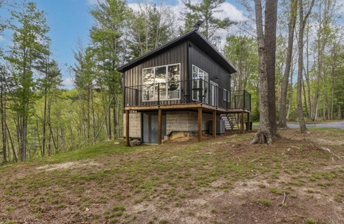 Nimitz Apartment | Lily Pad Hideaway on 19 Acres