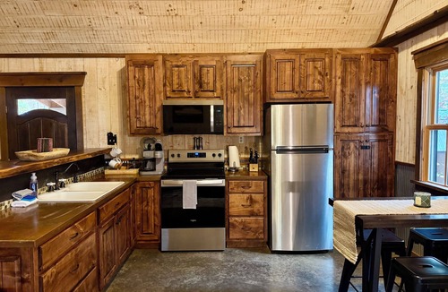 Rising Fawn Cabin | Little Cloudland Too @ Greater McLemore Area