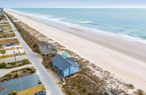 Ocean City Beach House | Livin' On A Prayer - Charming 3 bedroom oceanfront cottage
