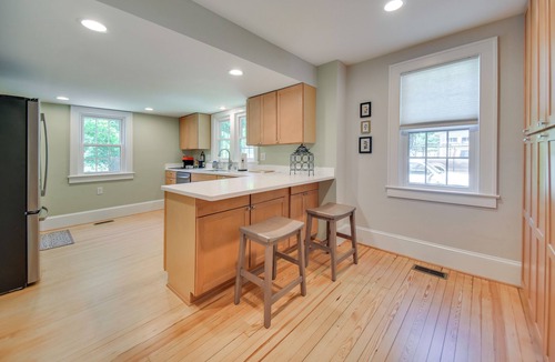 Zanoni House | Located in the Heart of Gloucester Courthouse!