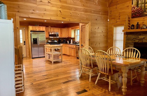 Whittier Cabin | Log home nestled in the Smoky Mountains.